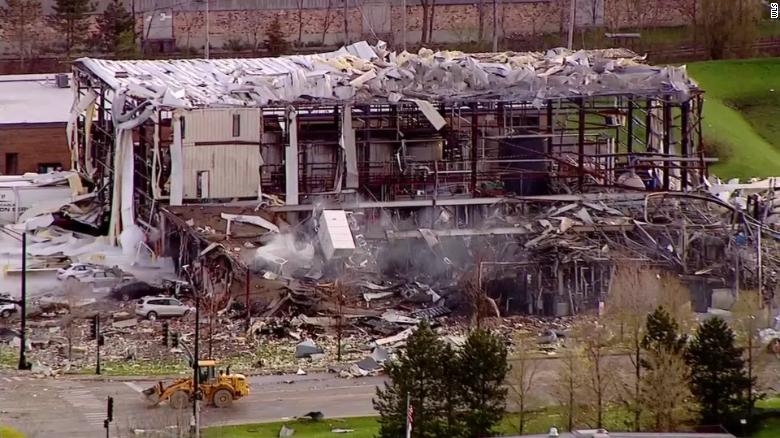 190504113529-02-illinois-plant-explosion-screengrab-exlarge-169